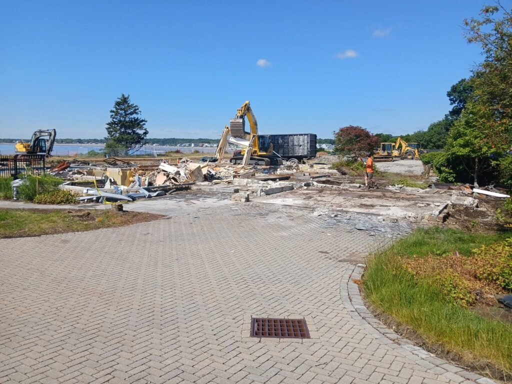 DeFranzo Demolition Corp – Waterfront Site Clearing